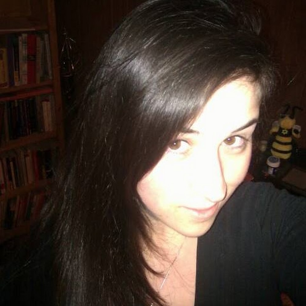 Meet your Posher, Maia